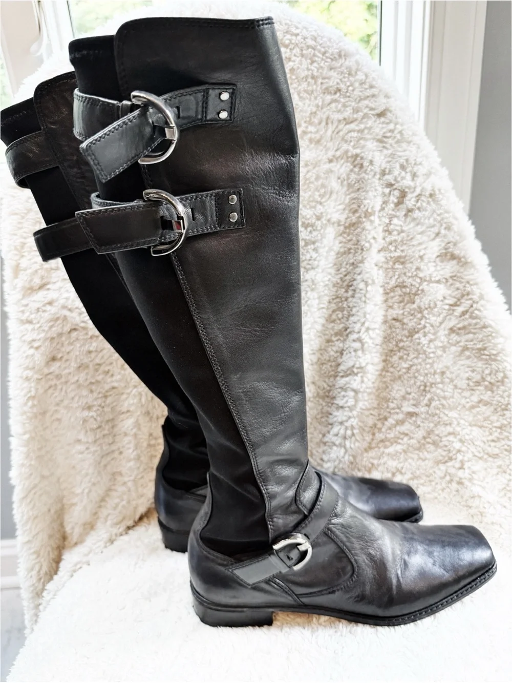 NWOT Stuart Weitzman Black Knee-High Buckle Boots